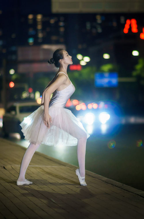 博洛尼亚稳守反击策略成功制造破门，博洛尼亚宣言是什么